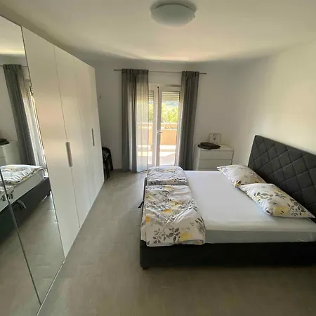 In - Insel Rab 49060 Apartman